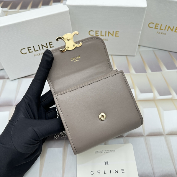 超激安ブランド財布偽物着用イメージ